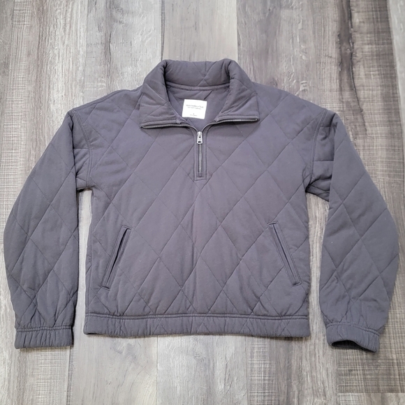 Abercrombie & Fitch Soft A&F Collection Quilted Quarter Zip Sweatshirt - Picture 3 of 11